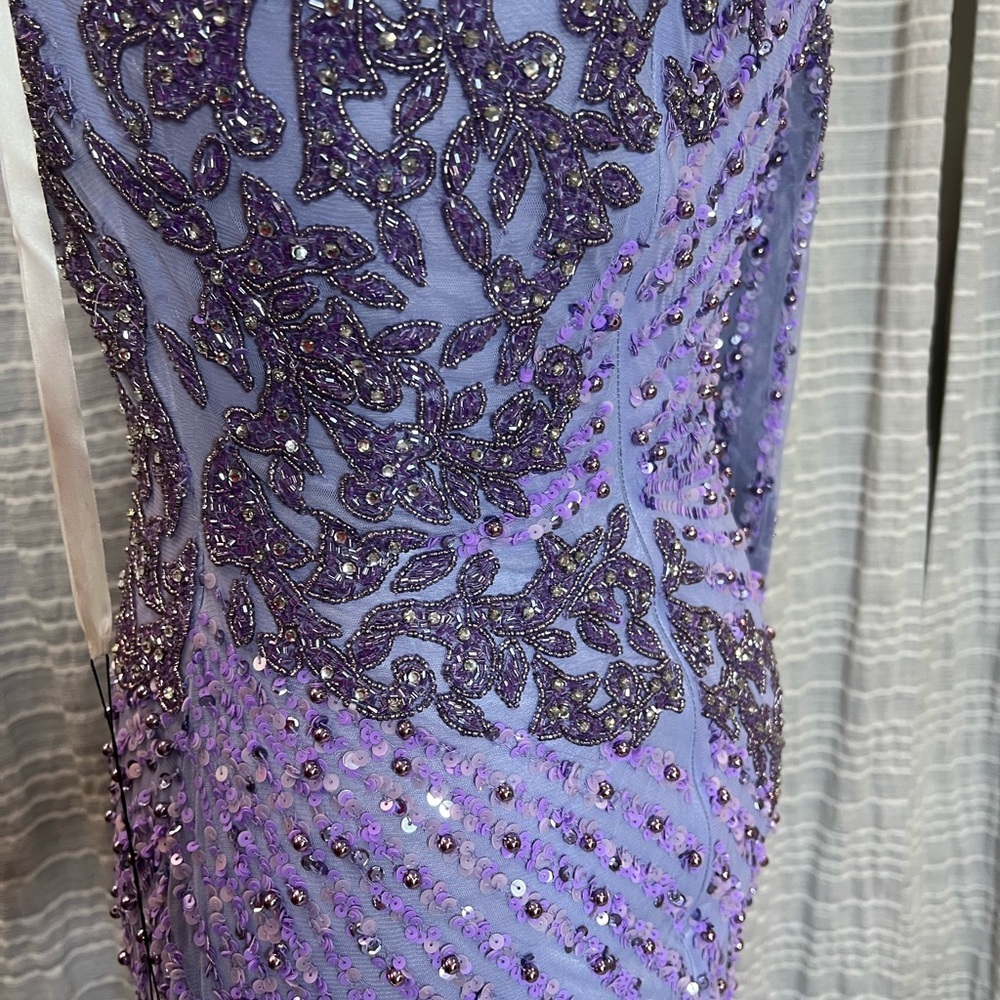 Elegant Lilac One-Shoulder Dress - Picture 8 of 8